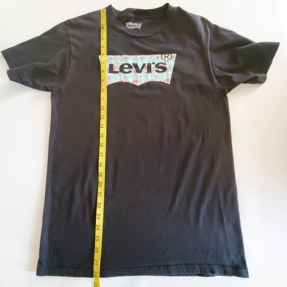 1262 * Levi's Flamingo Logo Tee Black Size M - Picture 7 of 7